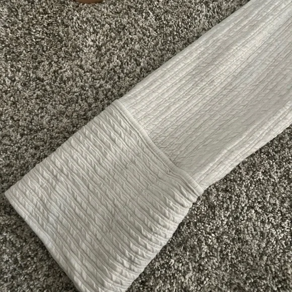 Textured Lululemon Turtleneck - Picture 2 of 6